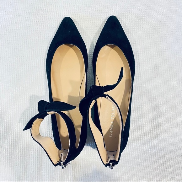 NWT Ivanka Trump Tramory Suede Pointed Toe Flats - Picture 8 of 11